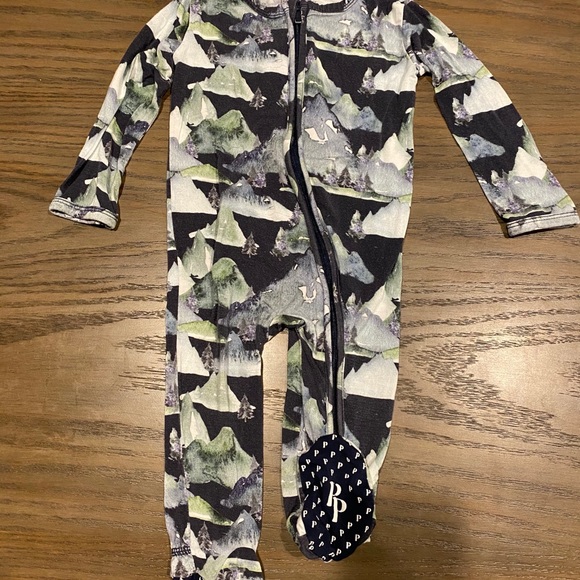 Posh Peanut Henry Footie - Picture 1 of 2